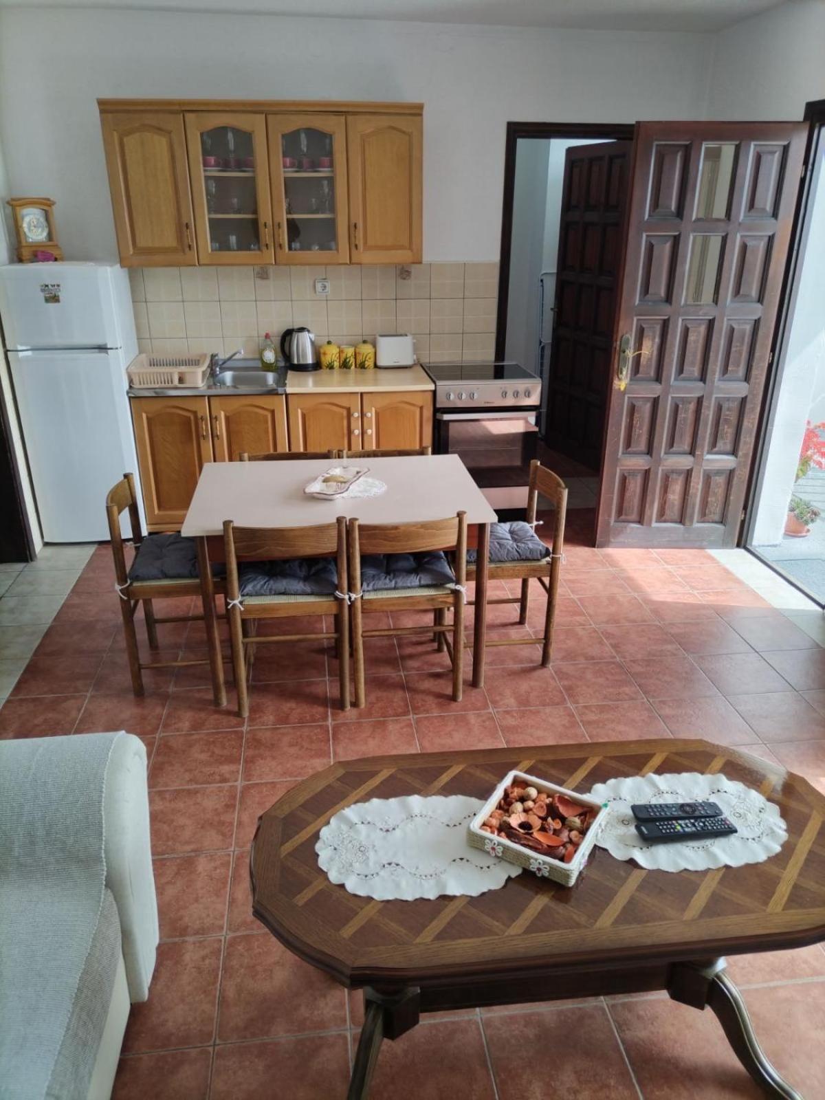 Apartment Ivana Kotor Extérieur photo