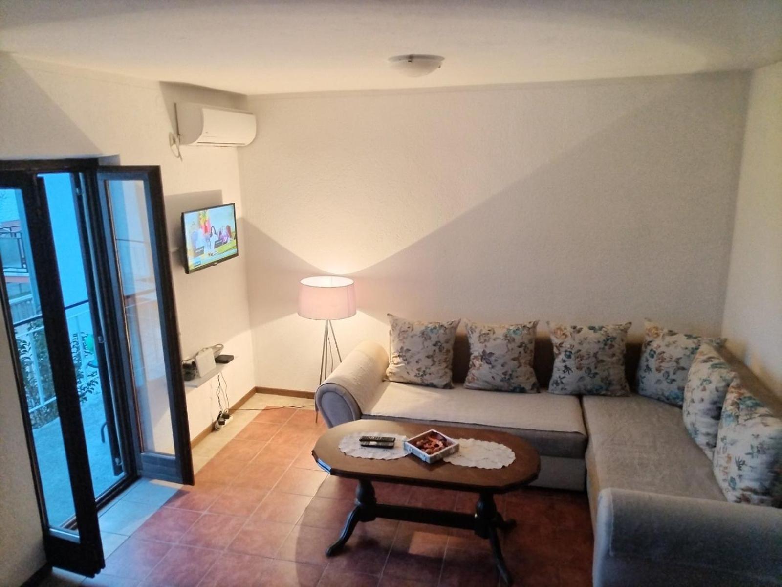 Apartment Ivana Kotor Extérieur photo