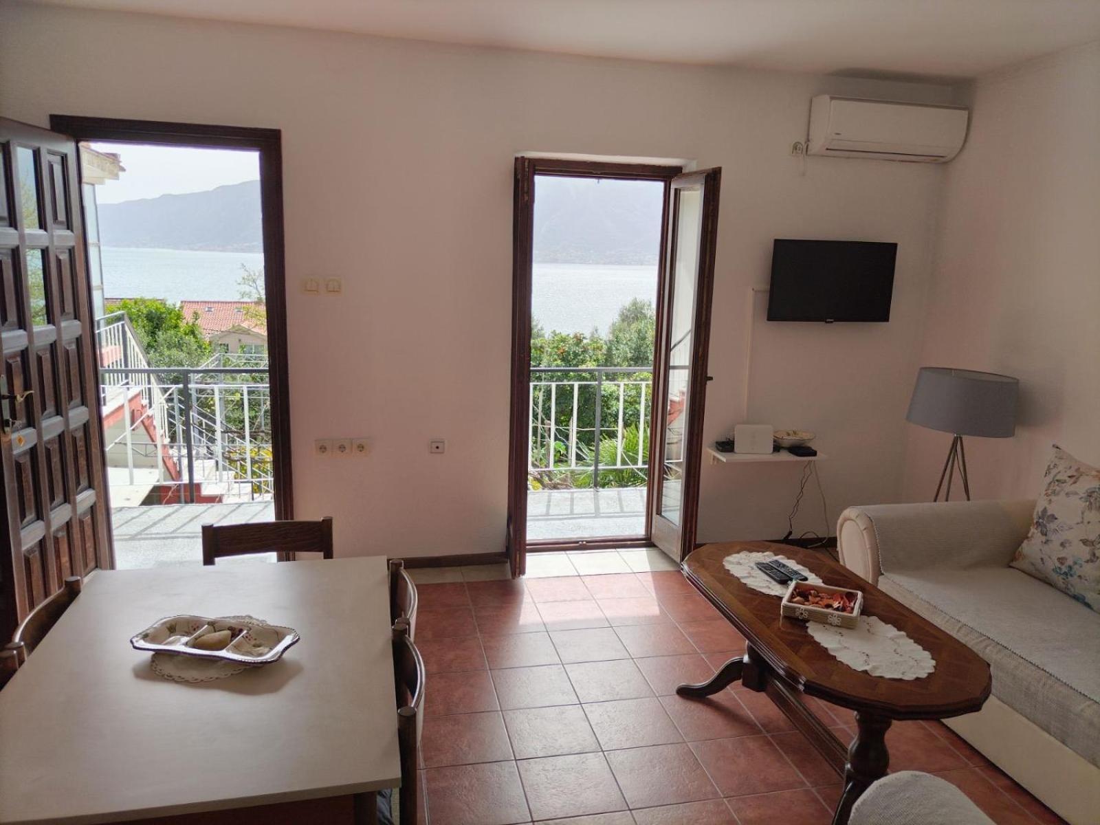 Apartment Ivana Kotor Extérieur photo