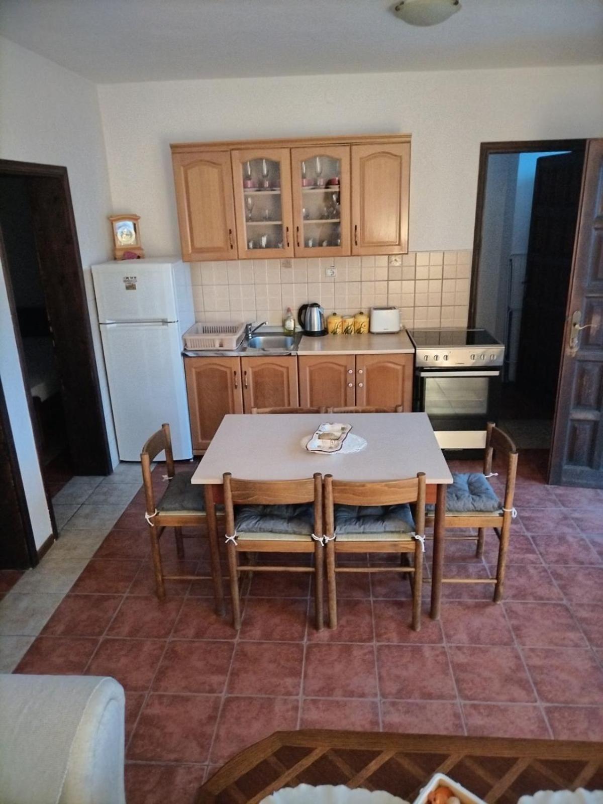 Apartment Ivana Kotor Extérieur photo
